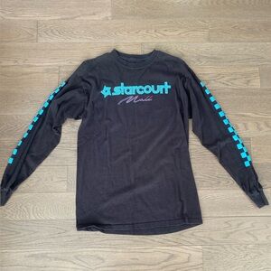 Unisex long tshirt, Strangers Things Star Court